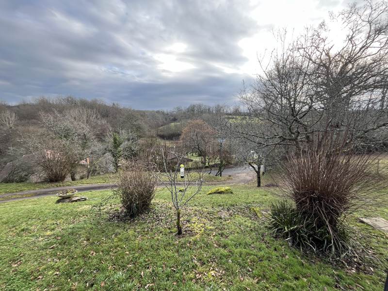 Vente Maison CONFOLENS - 4 pièces -100 m² - (16500)