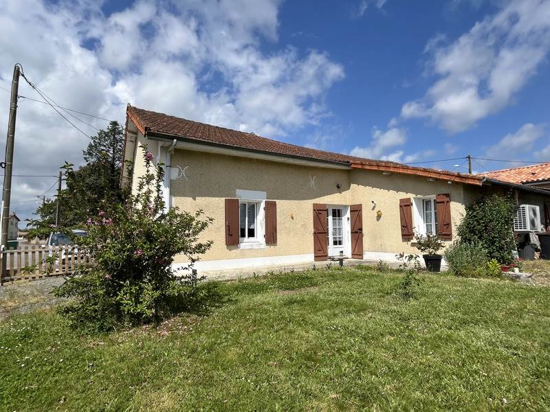 Vente Maison TERRES DE HAUTE CHARENTE - 3 pièces -74 m² - (16270)
