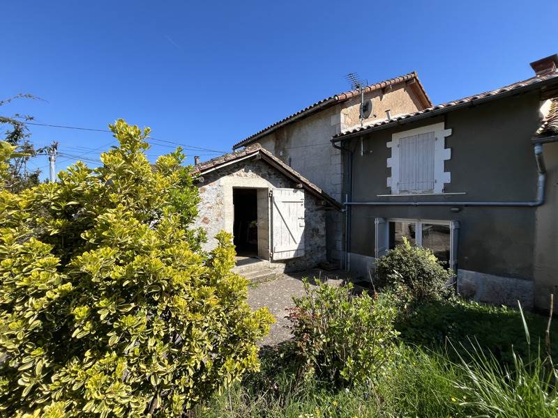 Vente Maison LESTERPS - 3 pièces -51 m² - (16420)