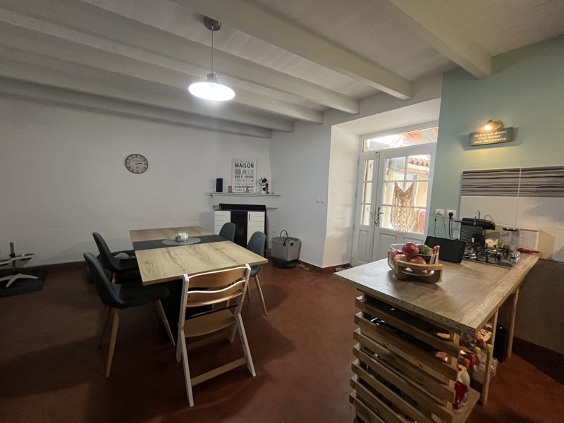 Vente Maison CONFOLENS - 3 pièces -130 m² - (16500)