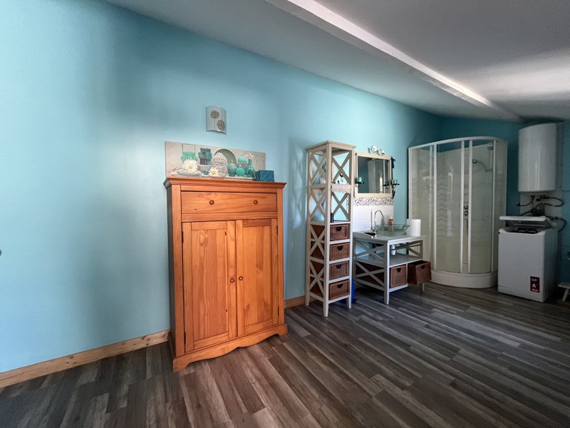 Vente Maison Confolens - 3 pièces -130 m² - (16500)