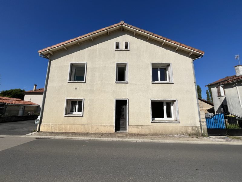 Vente Maison AMBERNAC - 5 pièces -104 m² - (16490)