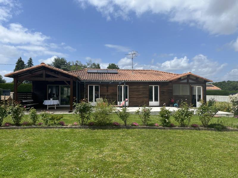 Vente Maison ESSE - 5 pièces -112,2 m² - (16500)