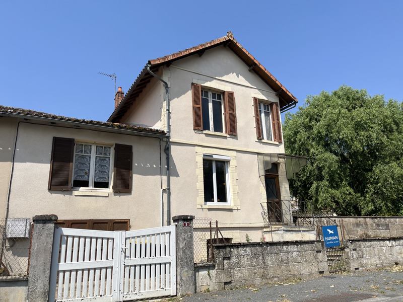 Vente Maison LESSAC - 4 pièces -98,1 m² - (16500)