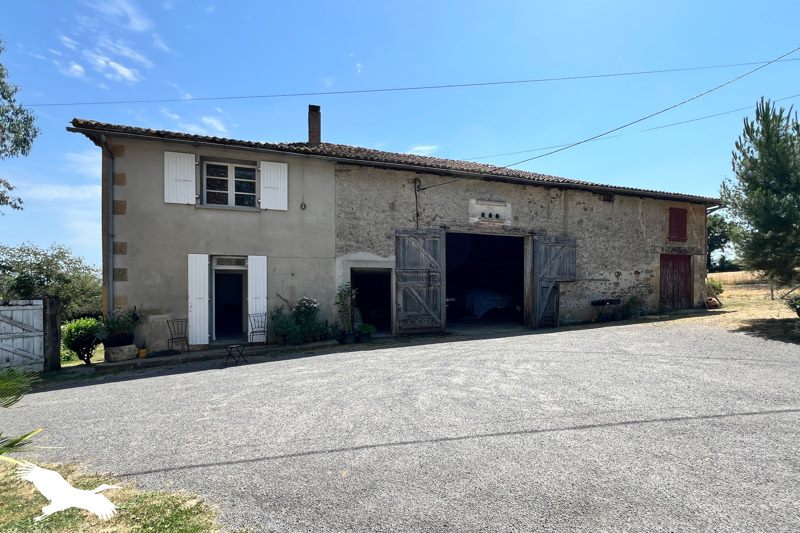 Vente Maison ANSAC SUR VIENNE - 10 pièces -288 m² - (16500)