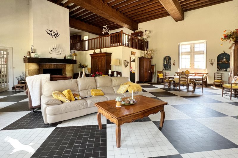 Vente Maison ANSAC SUR VIENNE - 10 pièces -288 m² - (16500)