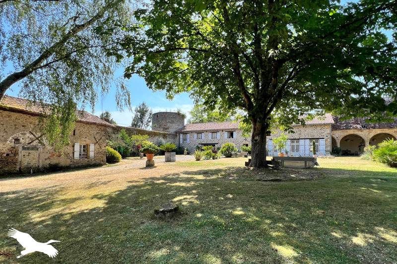 Maison 10 pièces 288 m² · à Ansac-sur-Vienne · 288 m² · 504 000 €