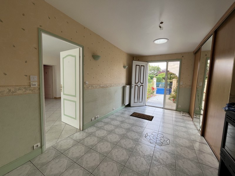 Vente Maison CONFOLENS - 5 pièces -137 m² - (16500)