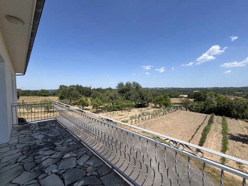 Vente Maison MANOT - 5 pièces -102,2 m² - (16500)