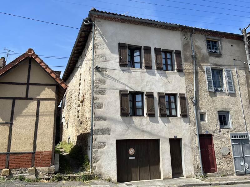 Vente Maison CONFOLENS - 4 pièces -94 m² - (16500)