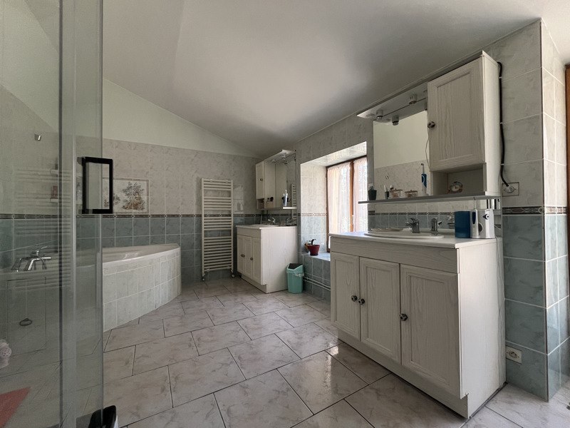 Vente Maison ANSAC SUR VIENNE - 5 pièces -141,7 m² - (16500)