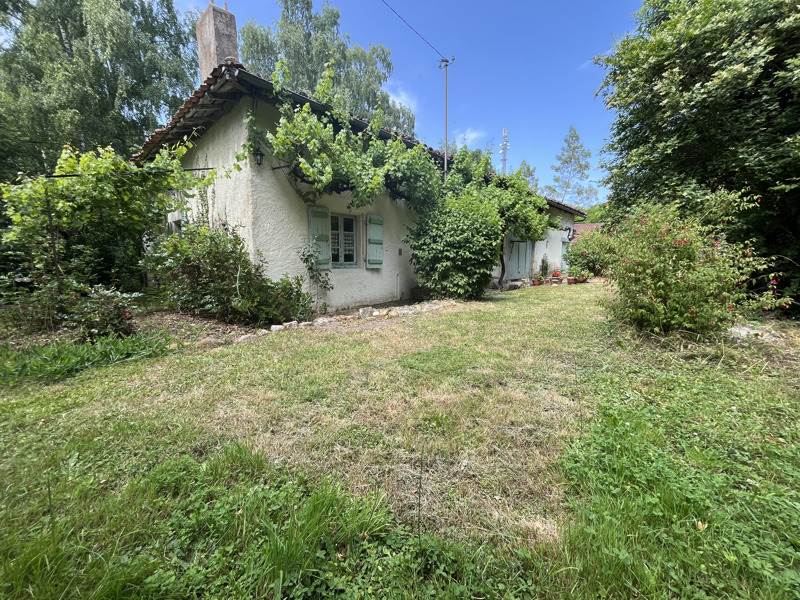 Vente Maison TERRES DE HAUTE CHARENTE - 3 pièces -124,6 m² - (16270)