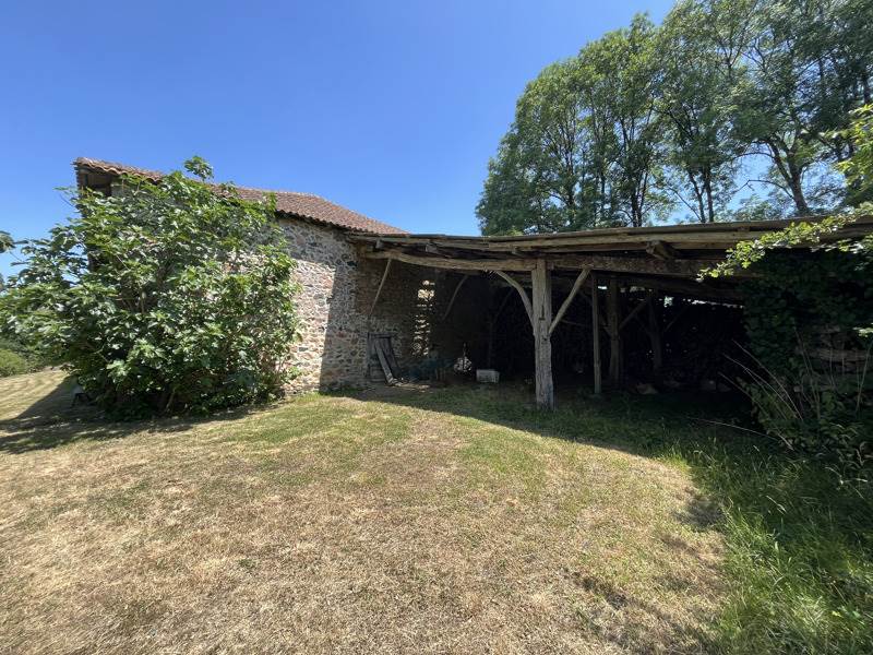 Vente Maison LESTERPS - 4 pièces -120 m² - (16420)
