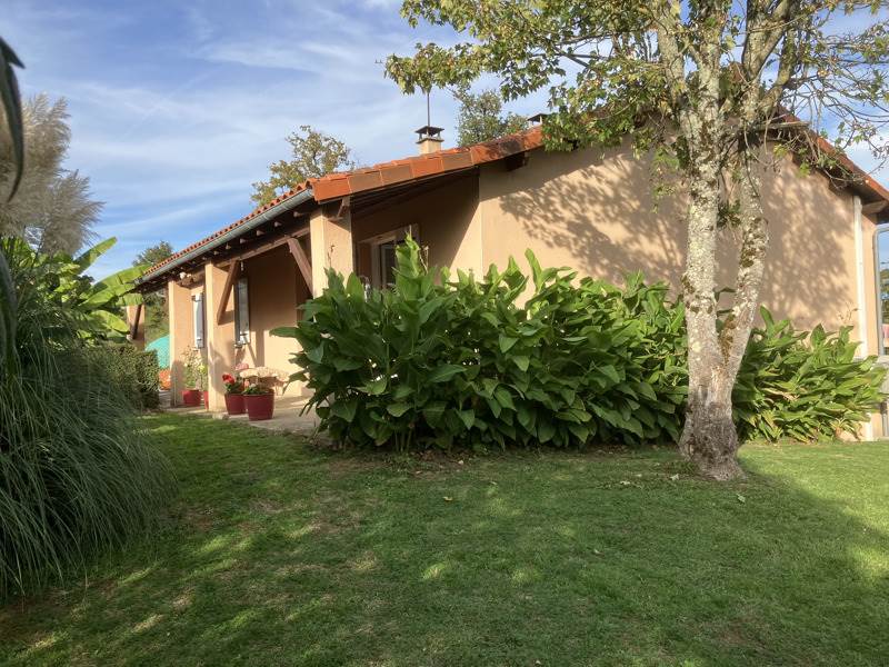 Vente Maison CHABRAC 16150 7 pièces - 188 m²