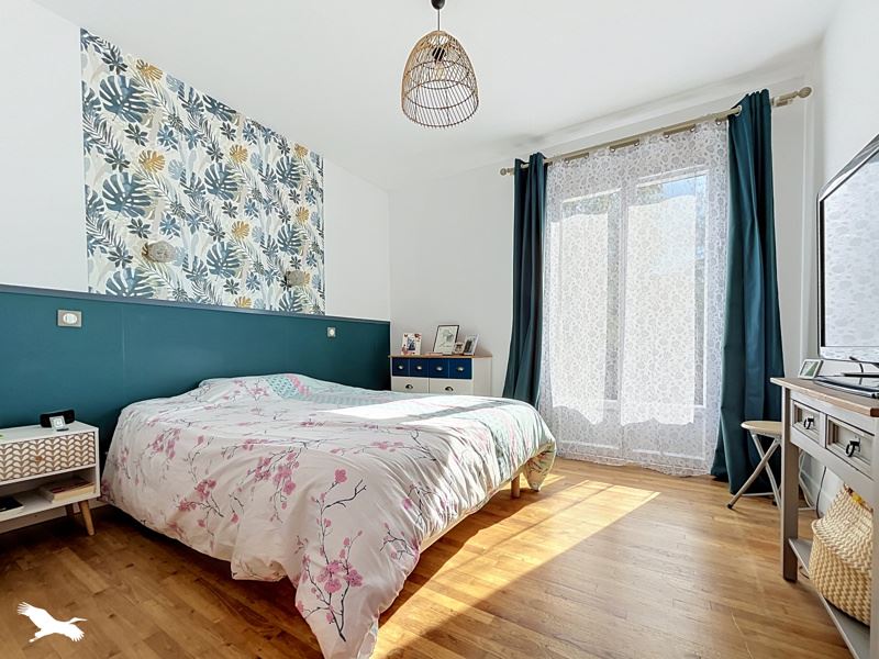 Vente Maison Confolens - 5 pièces -110 m² - (16500)