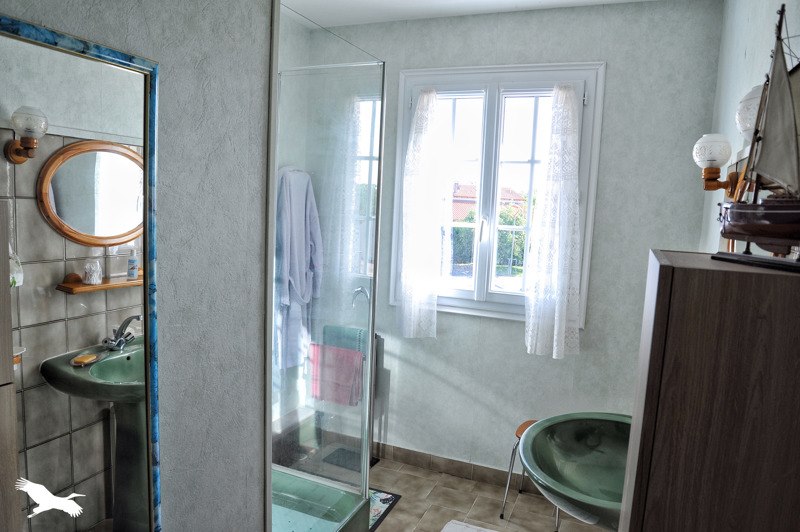 Vente Maison Terres-de-Haute-Charente - 6 pièces -149 m² - (16270)