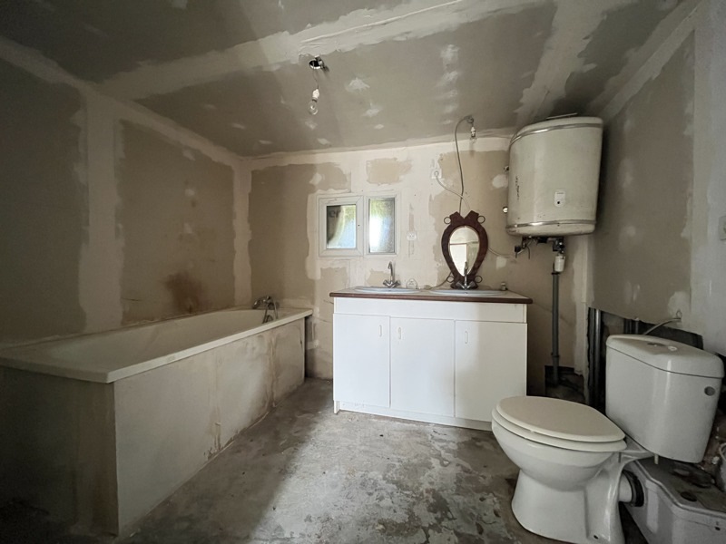 Vente Maison LESSAC - 2 pièces -40 m² - (16500)