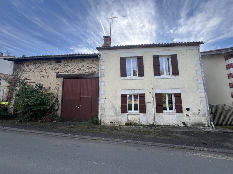 Vente Maison CHIRAC - 6 pièces -93,5 m² - (16150)