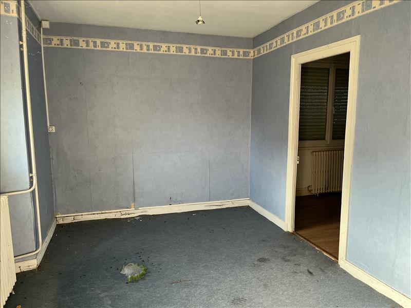 Vente Maison TERRES DE HAUTE CHARENTE - 10 pièces -290 m² - (16270)