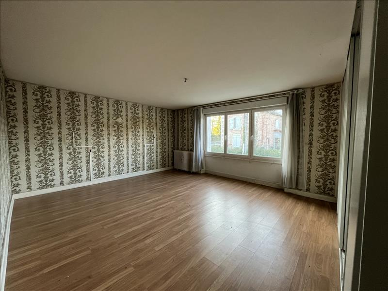 Vente Maison TERRES DE HAUTE CHARENTE - 10 pièces -290 m² - (16270)