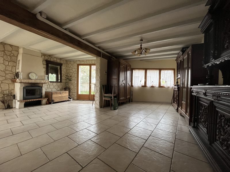 Vente Maison CONFOLENS - 4 pièces -170 m² - (16500)