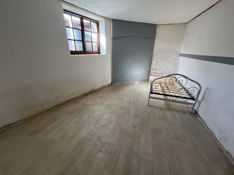 Vente Maison PLEUVILLE - 3 pièces -65 m² - (16490)