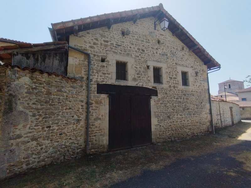 Vente Maison ALLOUE - 5 pièces -184,2 m² - (16490)