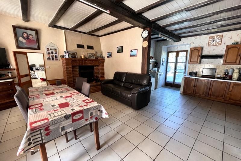 Vente Maison ABZAC - 6 pièces -130,6 m² - (16500)