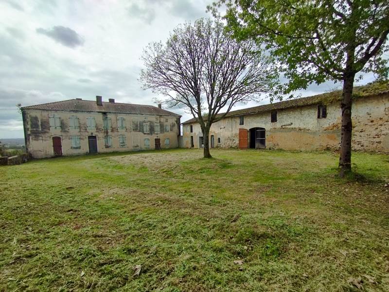 Vente Maison DONZACQ - 15 pièces -480 m² - (40360)