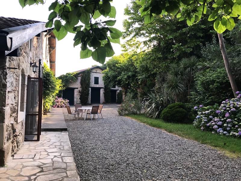 Vente Maison POUILLON - 8 pièces -314 m² - (40350)