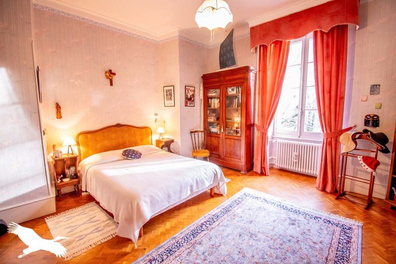 Vente Maison SAVERDUN - 7 pièces -268 m² - (09700)