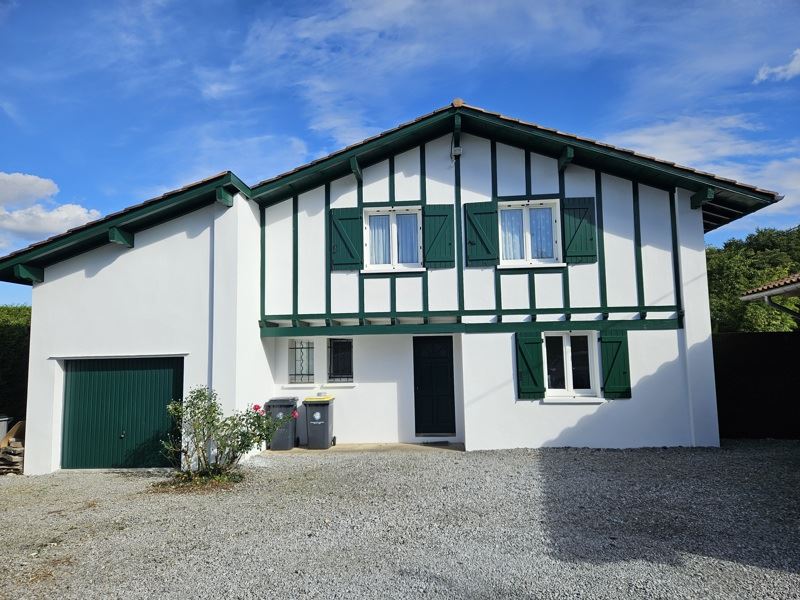 Vente Maison VILLEFRANQUE - 6 pièces -159 m² - (64990)