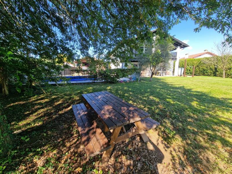 Vente Maison VILLEFRANQUE - 6 pièces -159 m² - (64990)