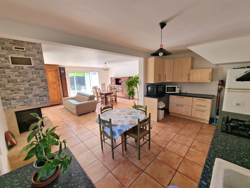 Vente Maison VILLEFRANQUE - 6 pièces -159 m² - (64990)