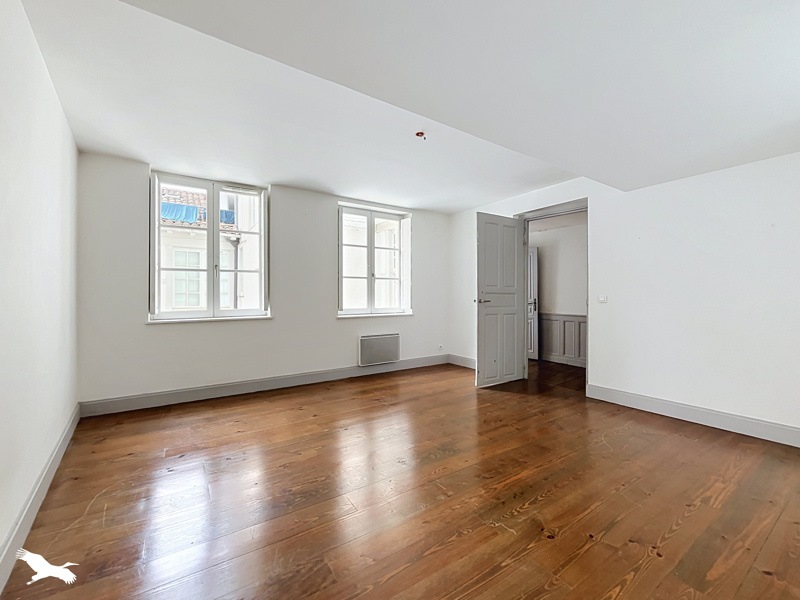 Vente Appartement BAYONNE - 4 pièces -122 m² - (64100)
