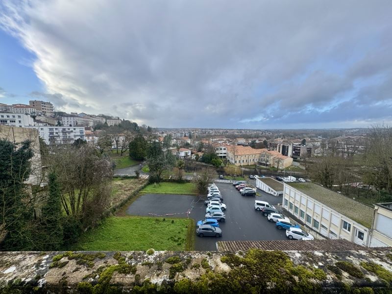 Vente Immeuble ANGOULEME - - 2 320 m² - (16000)