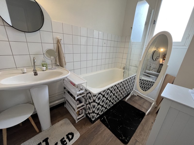 Vente Appartement ANGOULEME - 3 pièces -63 m² - (16000)