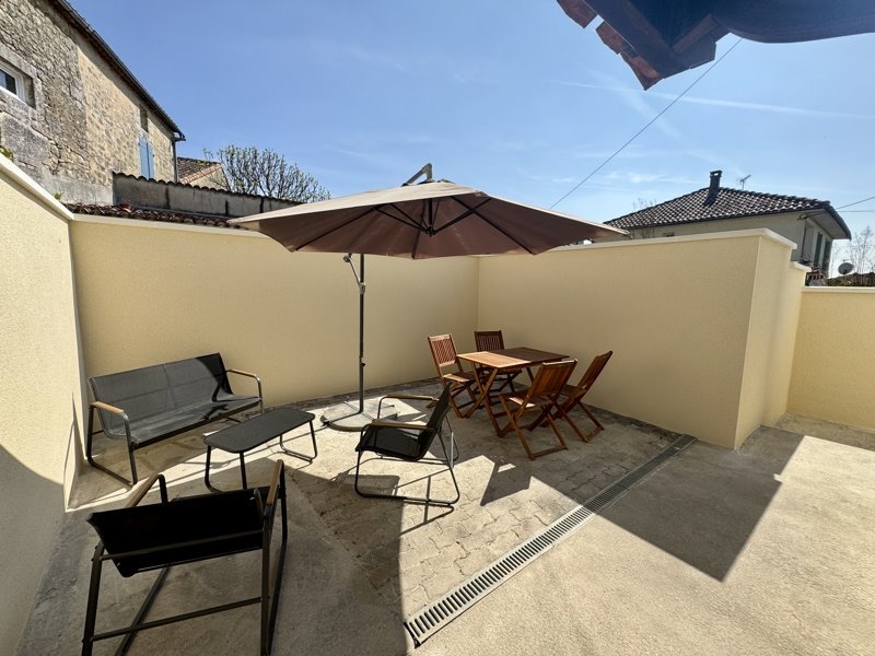 Vente Maison ST MICHEL - 4 pièces -91 m² - (16470)