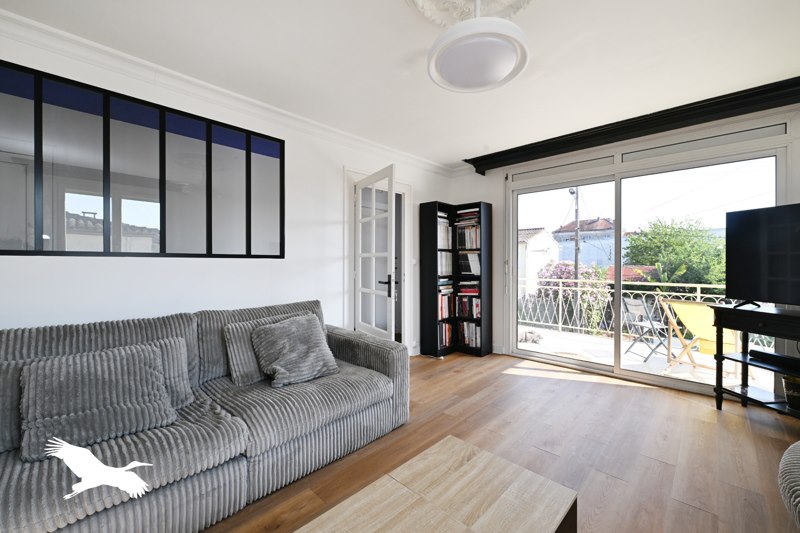 Vente Maison ANGOULEME - 7 pièces -230 m² - (16000)