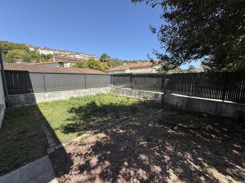Vente Immeuble ANGOULEME - -  255 m² - (16000)