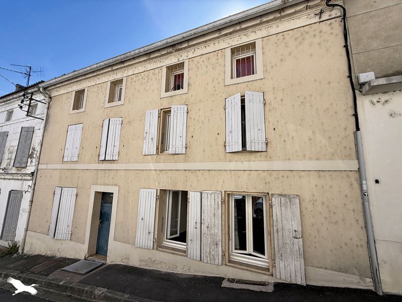Vente Immeuble ANGOULEME - -  251 m² - (16000)