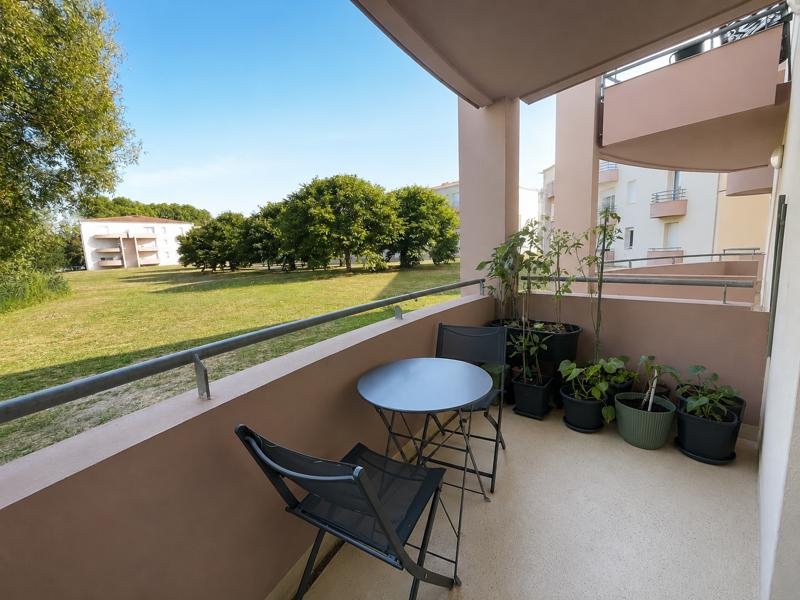 Vente Appartement ST MICHEL - 2 pièces -48,7 m² - (16470)