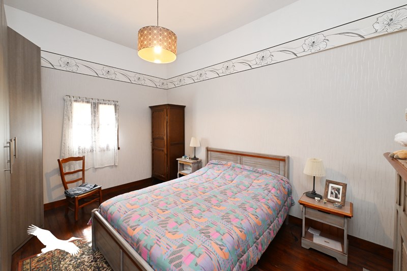 Vente Maison Puymoyen - 5 pièces -141 m² - (16400)