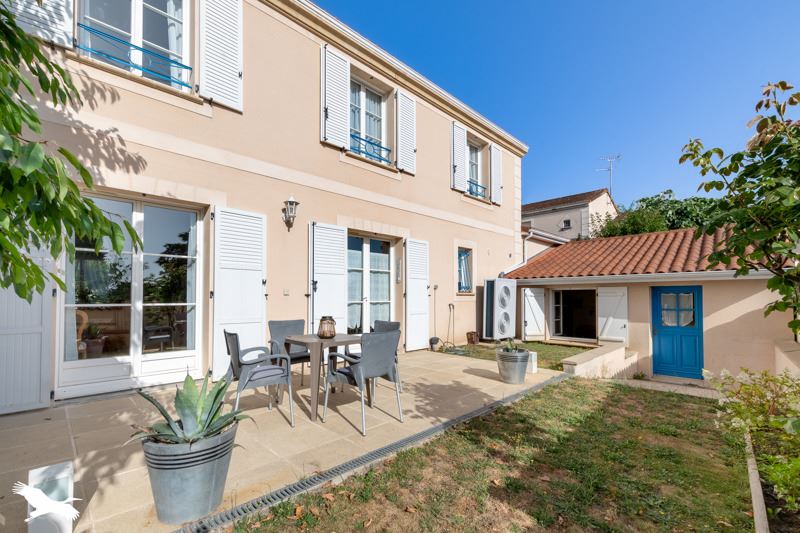 Vente Maison LIMOGES - 6 pièces -192 m² - (87100)