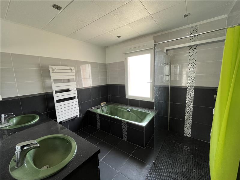 Vente Maison PLOMEUR - 5 pièces -121 m² - (29120)