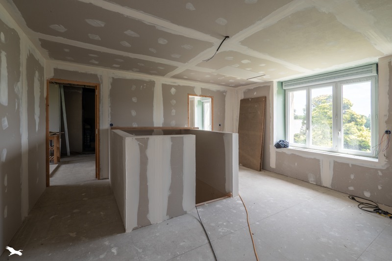 Vente Maison PEUMERIT - 8 pièces -300 m² - (29710)