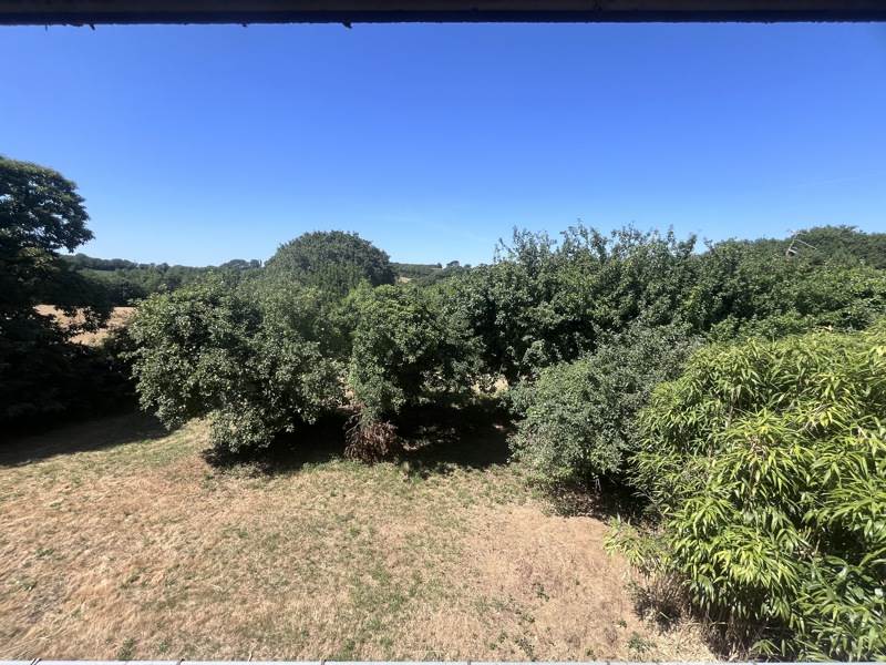 Vente Maison PEUMERIT - 7 pièces -135 m² - (29710)