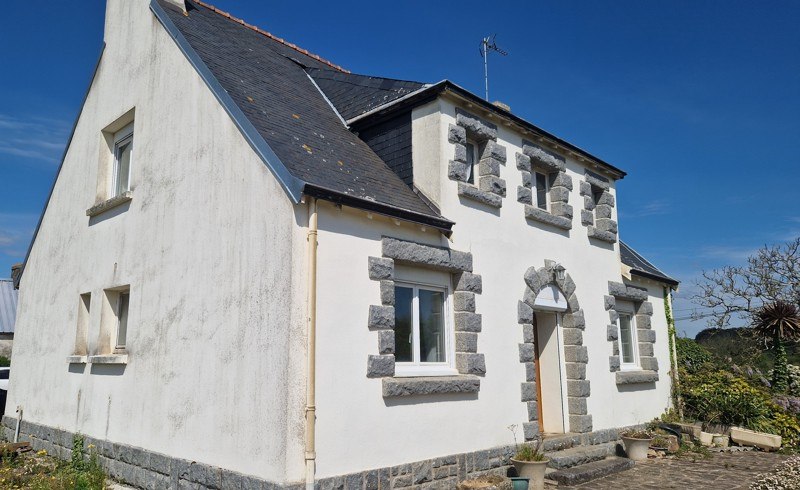 Vente Maison Peumerit - 6 pièces -121 m² - (29710)