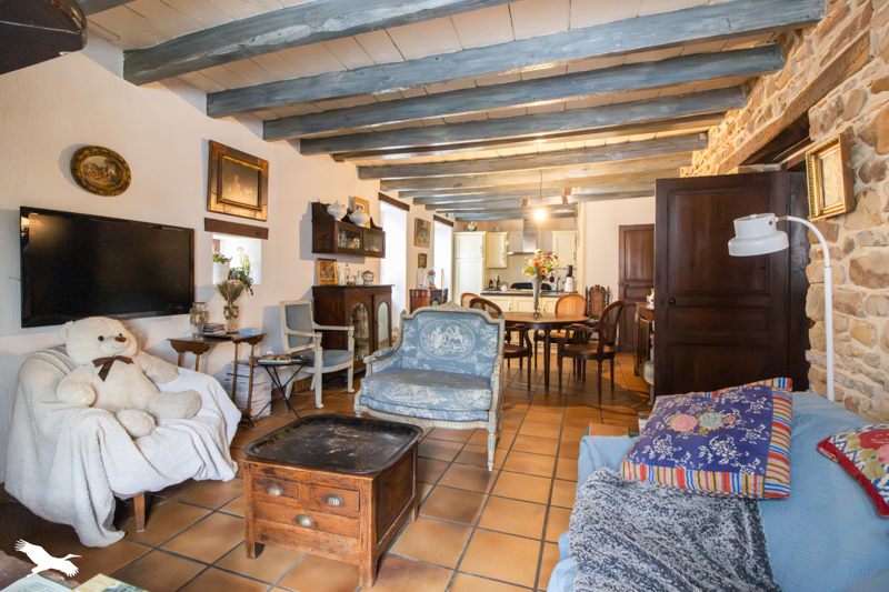 Vente Maison BERGOUEY VIELLENAVE - 5 pièces -142 m² - (64270)