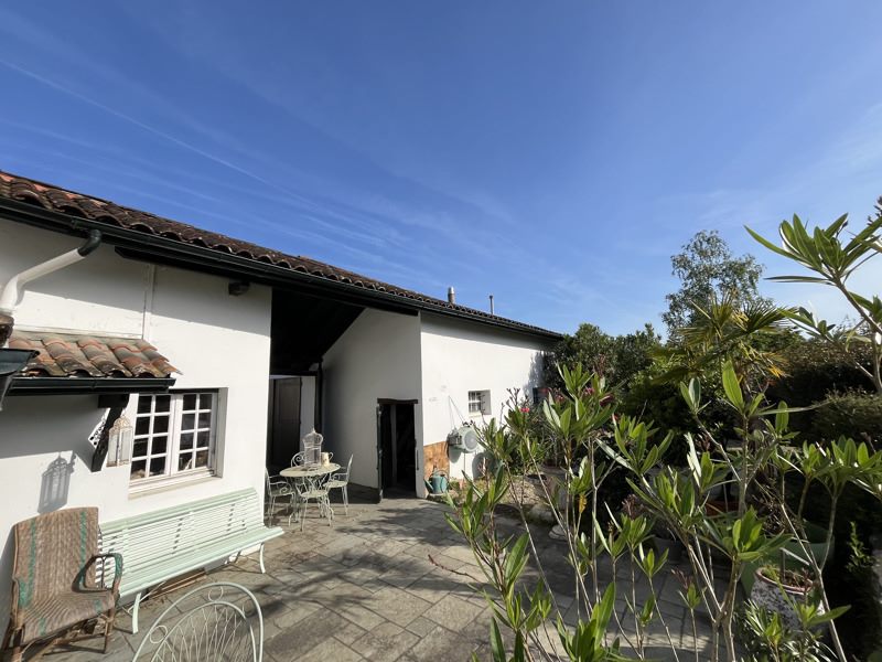 Vente Maison BERGOUEY VIELLENAVE - 5 pièces -142 m² - (64270)